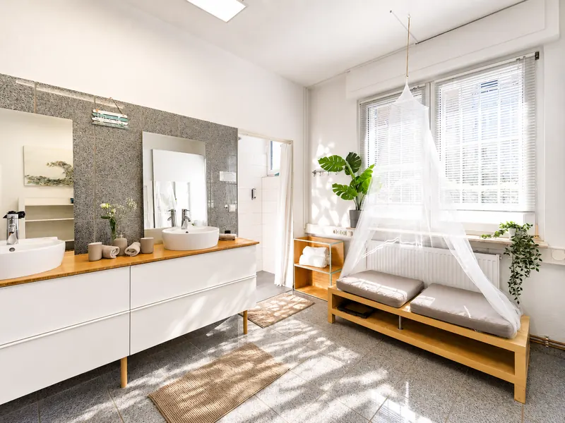 Modern bathroom with rain shower